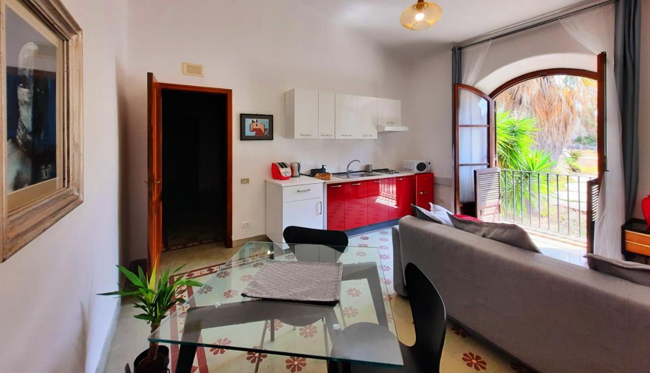 Villa Del Commendatore Sirugo Avola Buitenkant foto