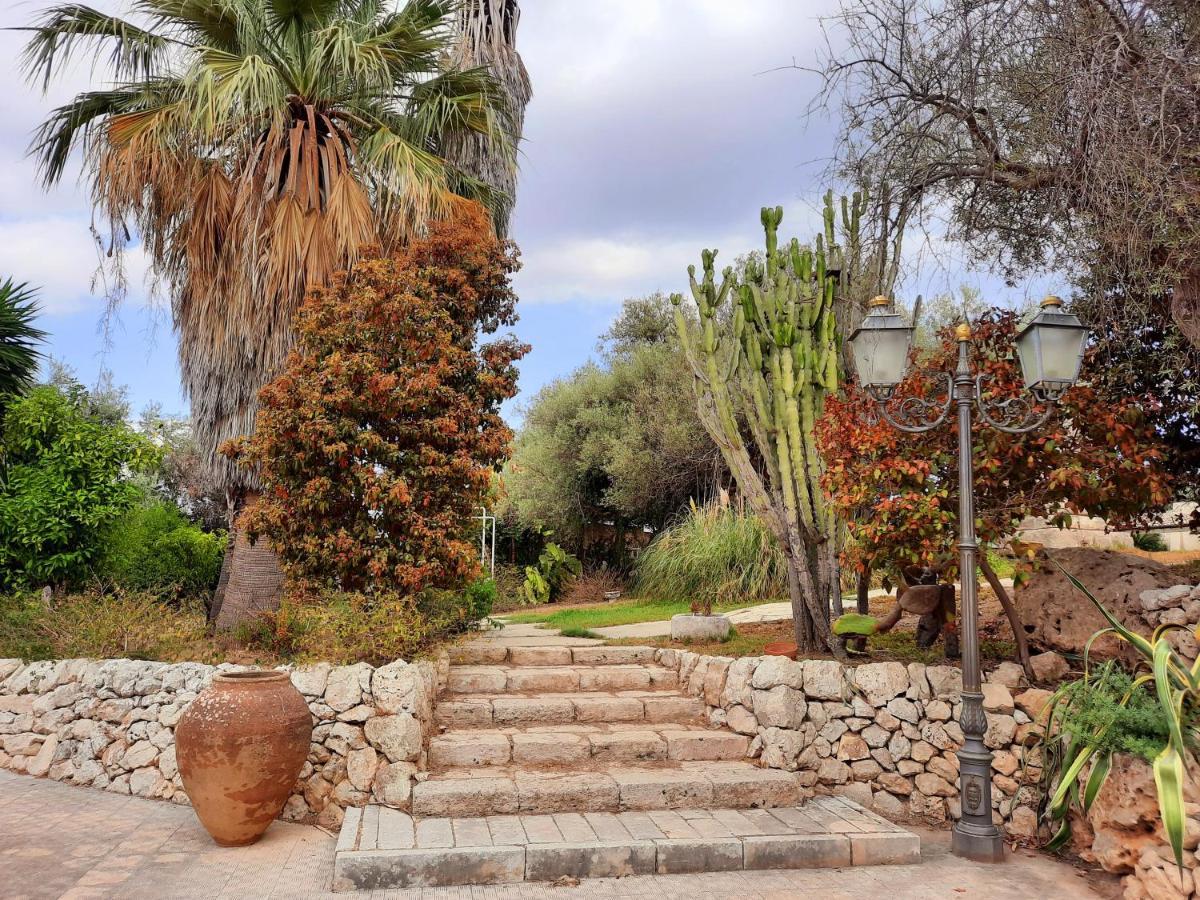 Villa Del Commendatore Sirugo Avola Buitenkant foto